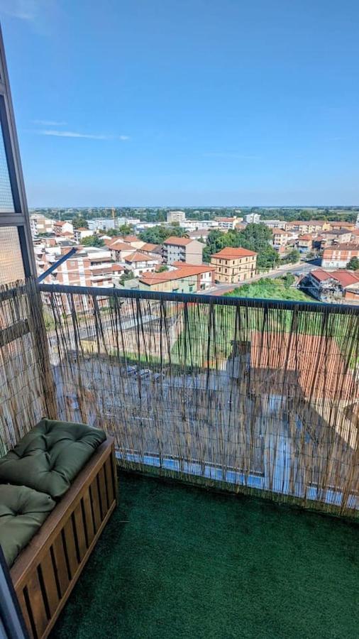 베르첼리 La Terrazza Del Re 아파트 외부 사진