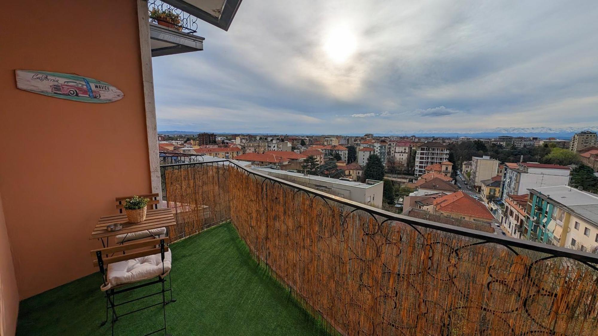 베르첼리 La Terrazza Del Re 아파트 외부 사진